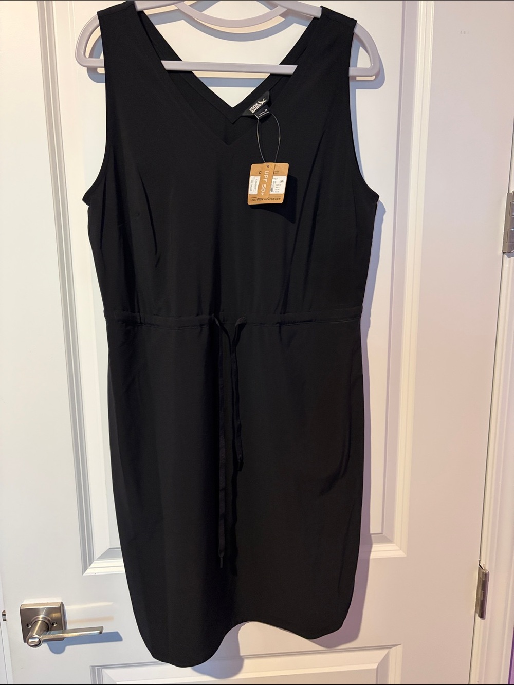 🖤 Eddie Bauer Women’s UPF 50 Stretch Performance Fabric Departure Tank Dress.